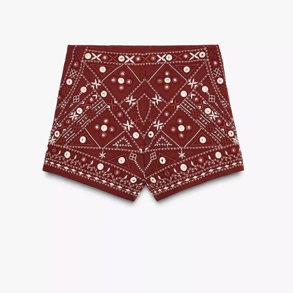 Zara Embroidered Mirror Shorts - Picture 7 of 12